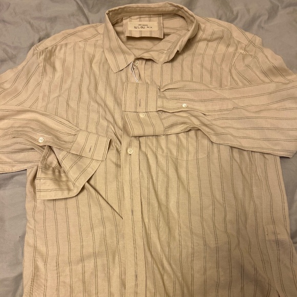 BNWT men dress shirt SIZE SMALL - Picture 2 of 2